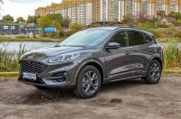 Ford Kuga Hybrid. ͳ ,  