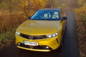 Opel Astra L: німецька ковбаска з французькою гірчицею
