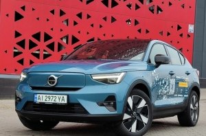 Volvo C40 Recharge. ,   