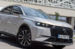 - DS 7: ˳  :   DS 7 E-Tense