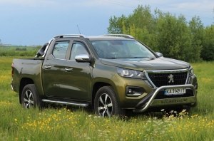 - {MARK} {MODEL}: Peugeot Landtrek:       