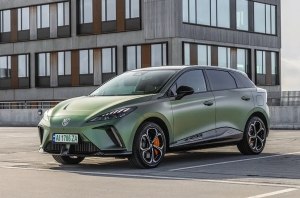 ����-����� {MARK} {MODEL}: MG 4 XPower. ���������� 3,8 �� �������