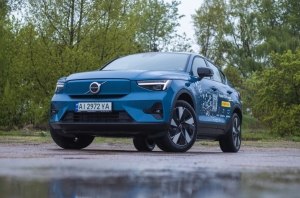 Volvo C40 Recharge: �������������� ����������