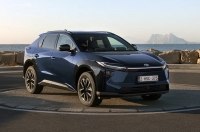 Toyota bZ4X. ���������� ������������ RAV4?