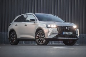 DS 7 E-Tense: ������ �� �� �� ����� ����