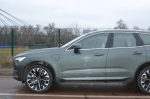 ����-����� {MARK} {MODEL}: ����� Volvo XC60 T8: ������������� ������