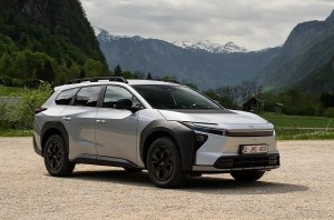 ����-����� Toyota bZ4X: ��� Toyota bZ4X Touring ����� �� ��������� bZ4X