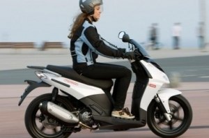 ����-����� {MARK} {MODEL}: ����