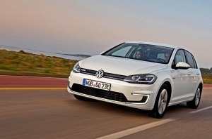 Тест-драйв Volkswagen Golf: Заряжаем спецверсии обновлённого хэтча