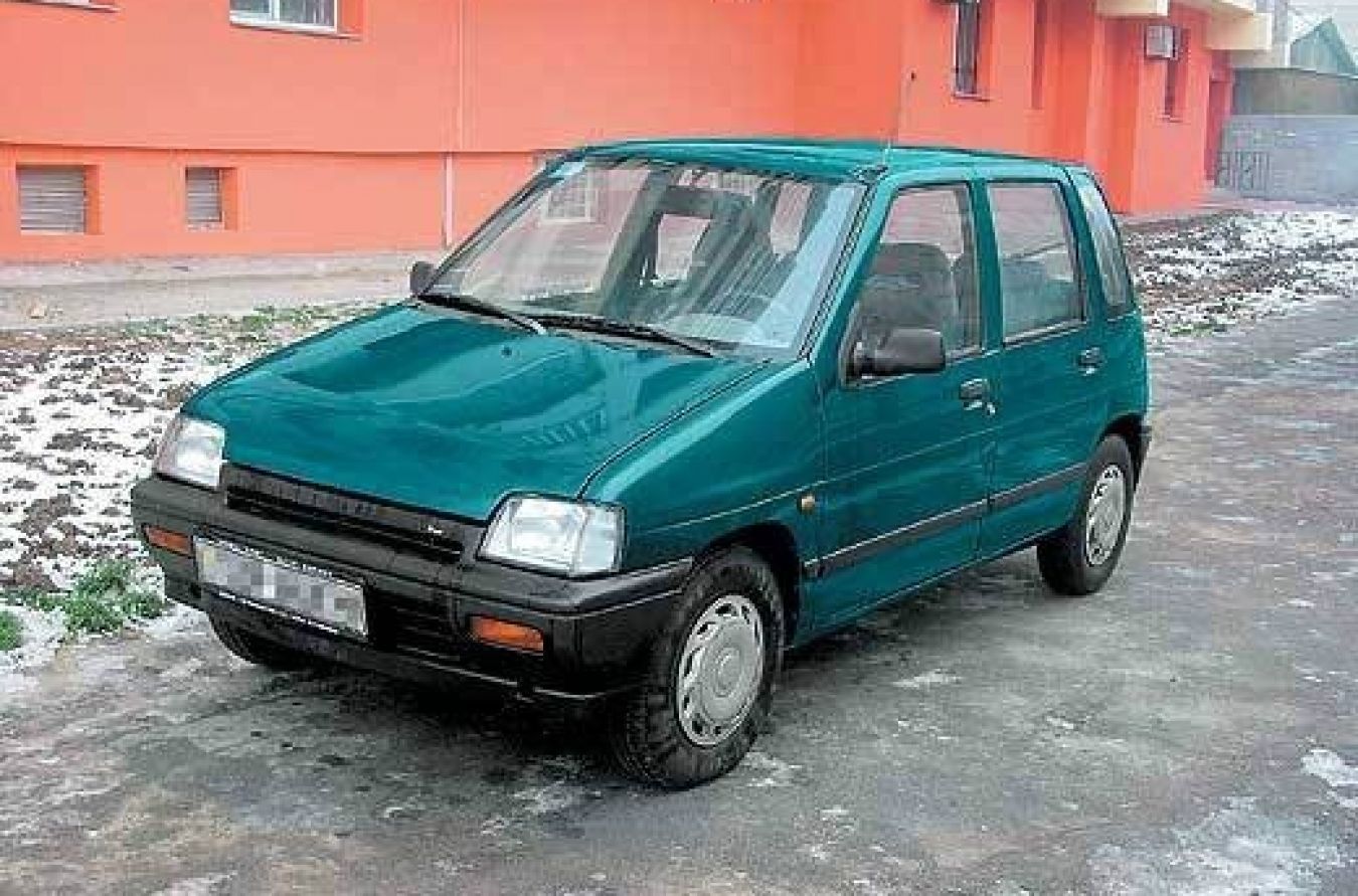 Ока 5. Daewoo Tico и Ока. Дэу Тико 0.8 1998 г. Ока 5 дверка. Дэу Тико 3 дверка.