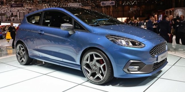   :   Ford Fiesta ST