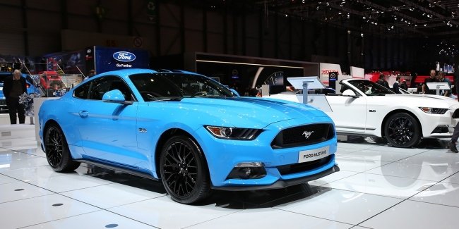  V6,   :   Ford Mustang  