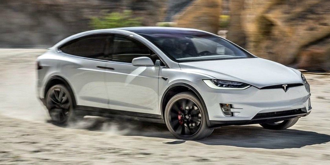 Tesla x p90d