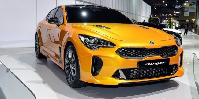  KIA Stinger    