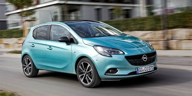  Opel Corsa    Peugeot 208