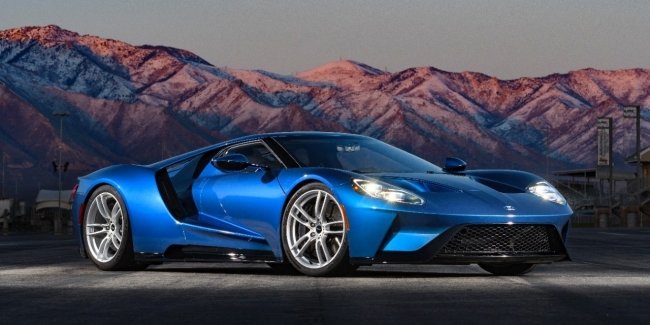    :   Ford   GT    