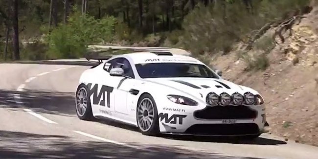 :      Aston Martin V8 Vantage