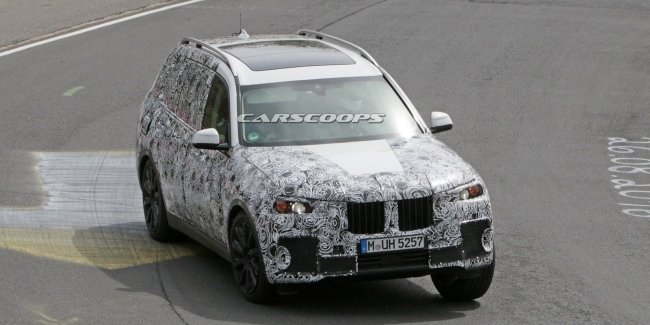  BMW X7    