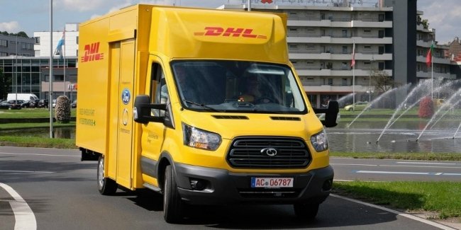 Ford  DHL    
