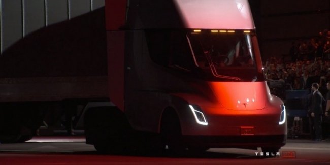 ��������� Tesla ����� ������ �����