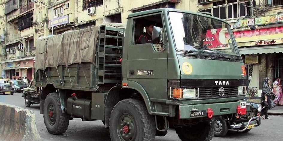 tata lpta 713 tc (4x4)