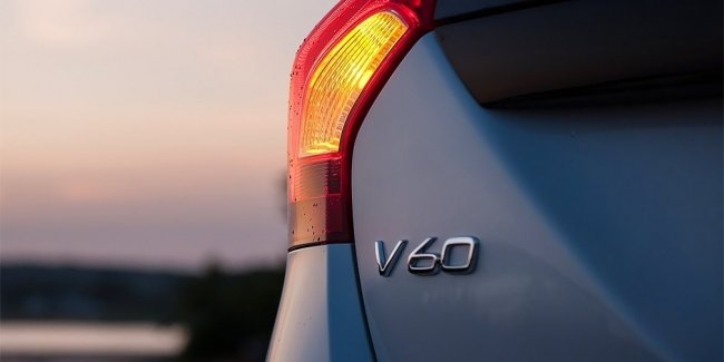 Volvo    V60  