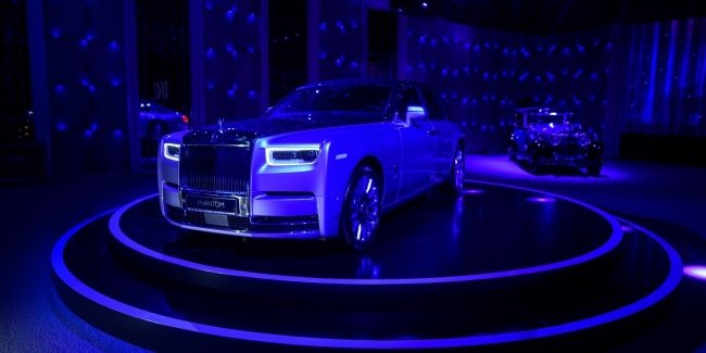  Rolls-Royce Phantom   