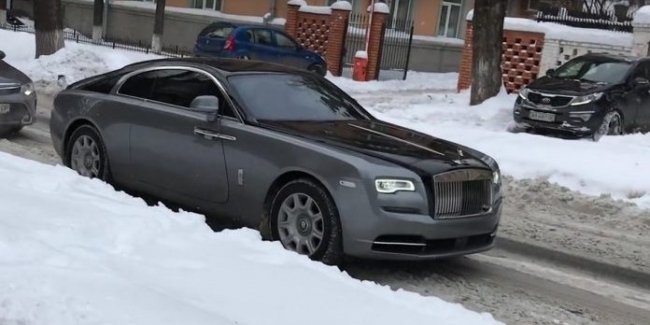         Rolls Royce