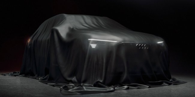  Audi,   Lexus    :  