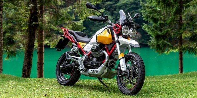    -  Moto Guzzi V85 TT