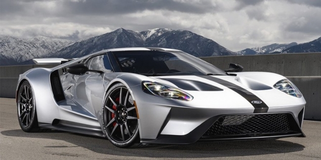 Ford    GT -  
