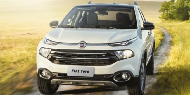  Fiat    Toro    