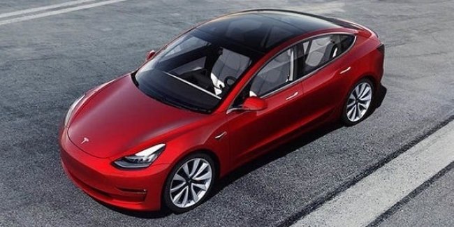    :      1 000 Tesla Model 3  
