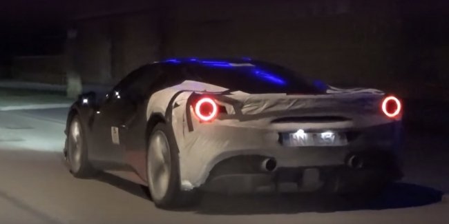   Ferrari    Dino