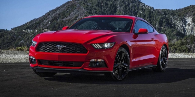  Ford Mustang 2020     EcoBoost