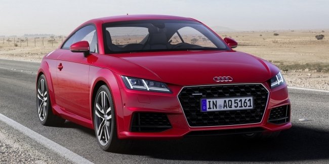  Audi TT   