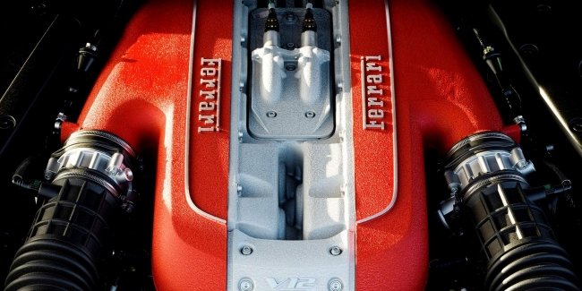 Ferrari      V12