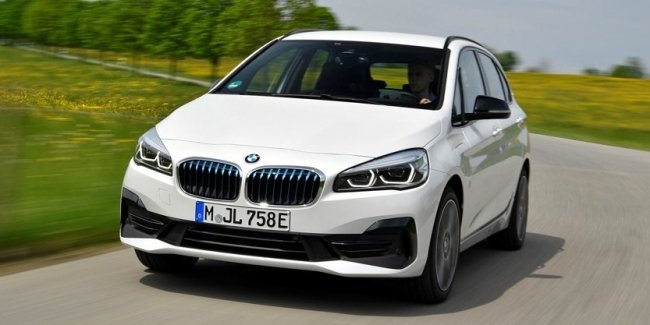 BMW «пересадит» любителей минивэнов на кроссоверы