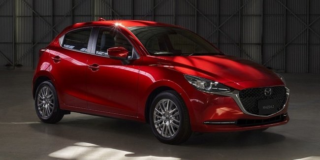  Mazda2      2020   