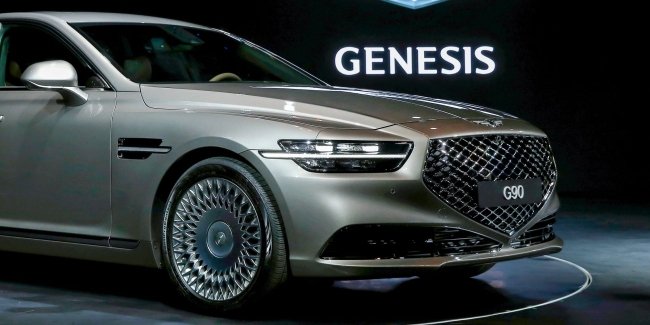  Genesis G90     -