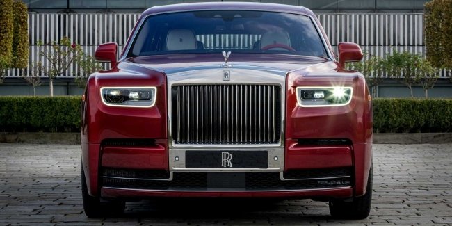 Rolls-Royce   Phantom c  