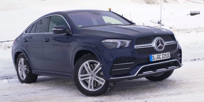 Mercedes-Benz GLE Coupe. -   1  100?!