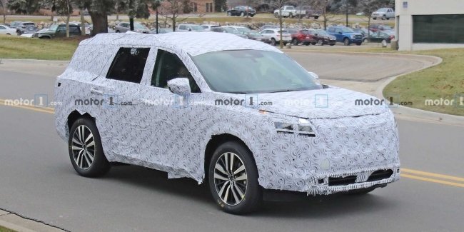 Nissan Pathfinder 2021     