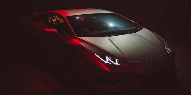 Интрига от Lamborghini: на этой недели итальянцы представят загадочную модель