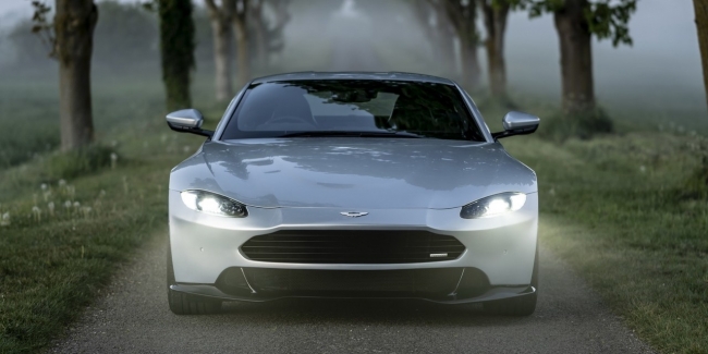 Aston Martin Vantage    