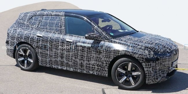 BMW iNext:     ?