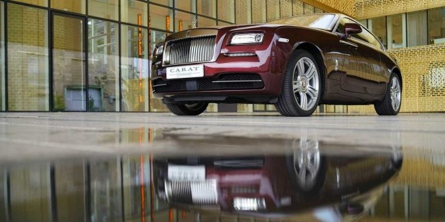  Rolls-Royce Wraith    