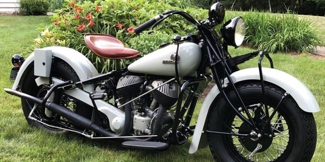  Indian Chief Essential Service 1945 ()