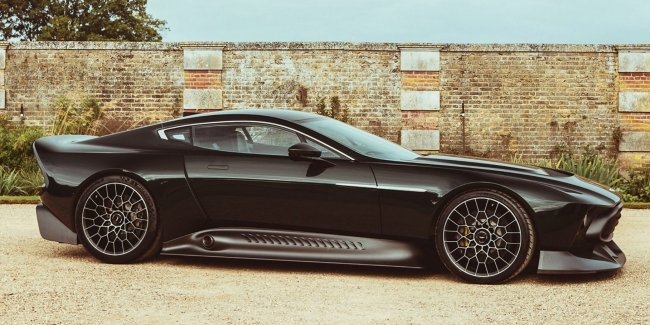 , Victor:   Aston Martin