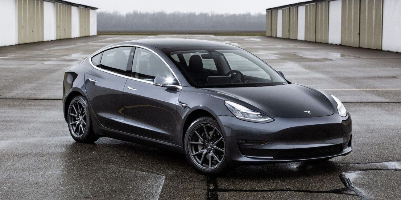 Tesla model 3 комплектации